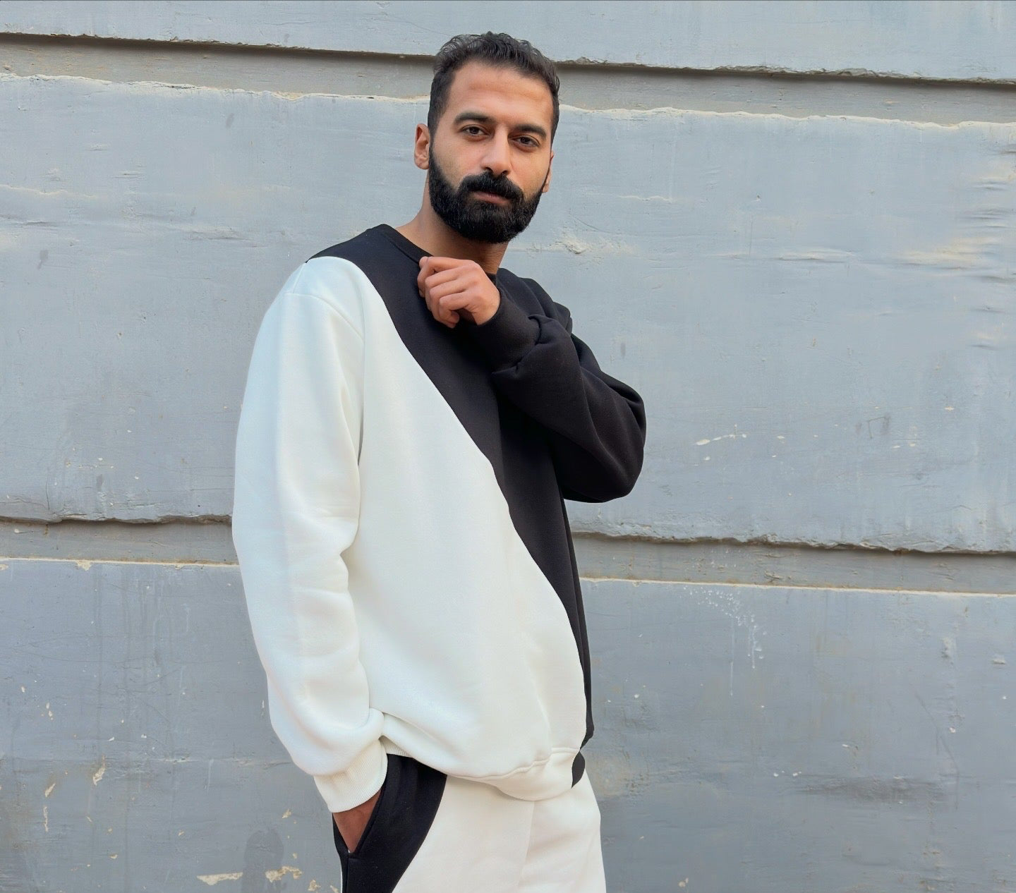 Oversized Black and white Crewneck track suit